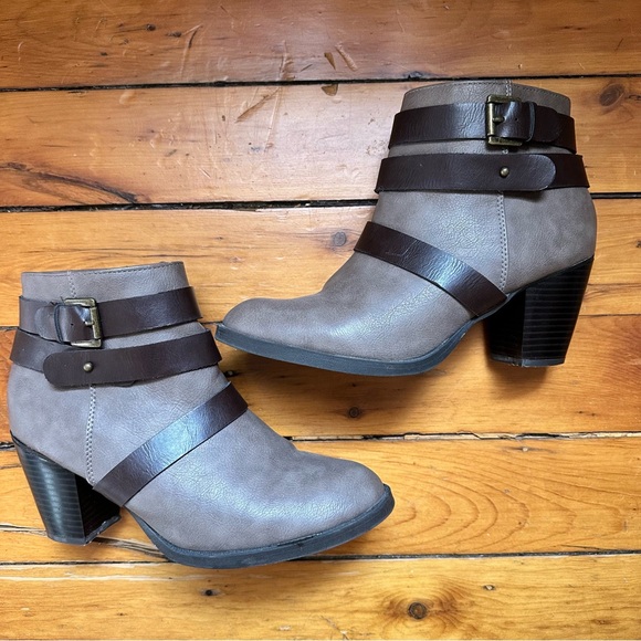 Rampage Faux Leather Vinci Ankle Booties Taupe Brown Fall Boots Size 9 - Picture 3 of 10